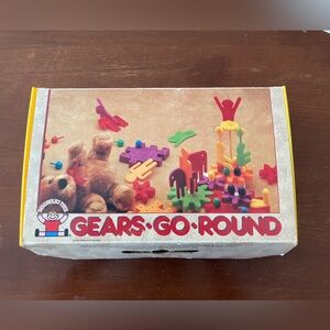 Vintage Discovery Toys Gears go Round Playset